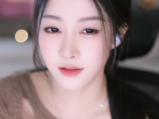 九一成人版应用界面展示